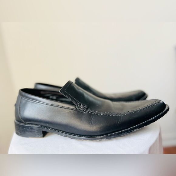 DONALD PLINER MEN’S BLACK LEATHER SHOES SIZE 8.5 - Picture 2 of 9